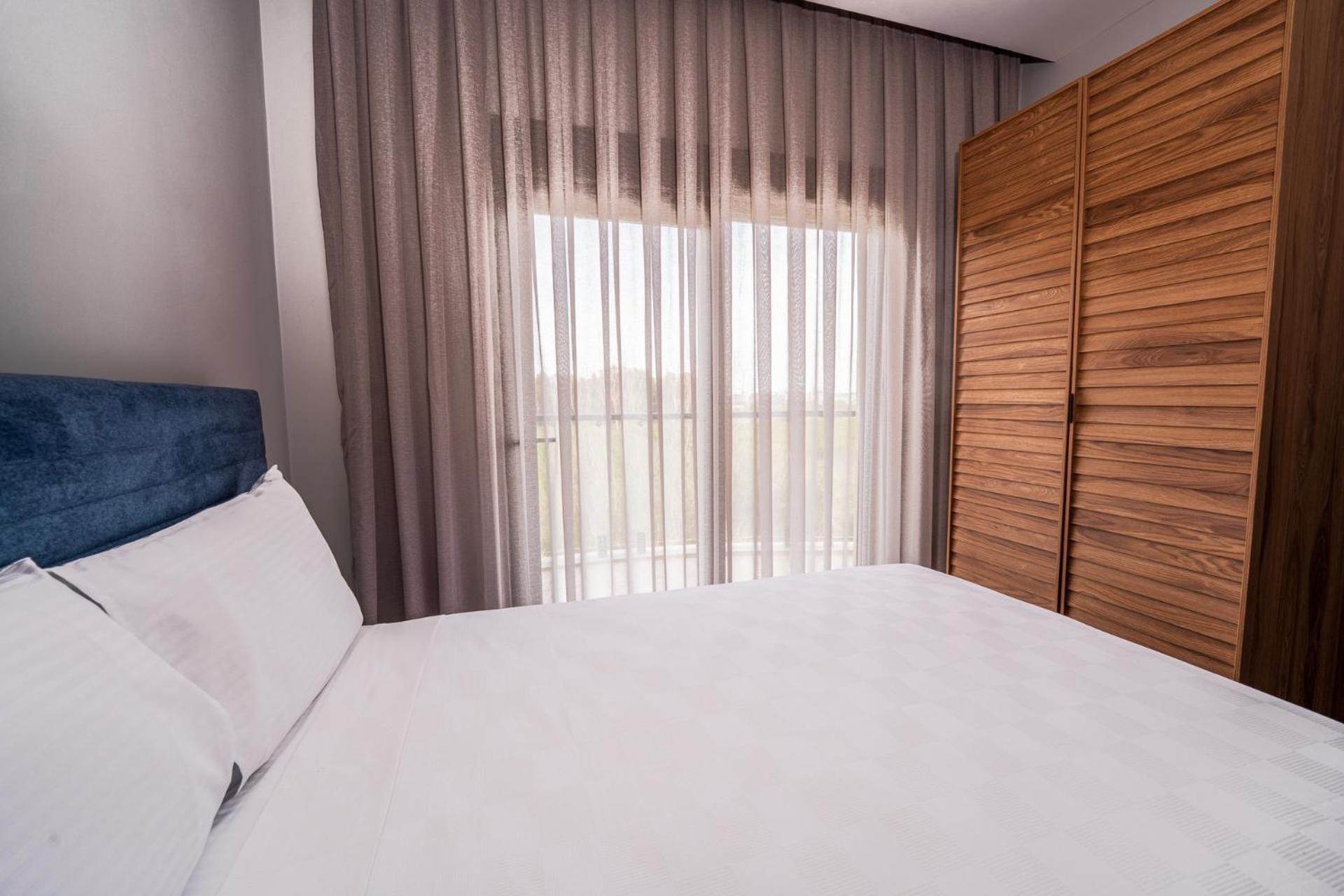 Lara Breeze Kundu Kanyon Apartment *